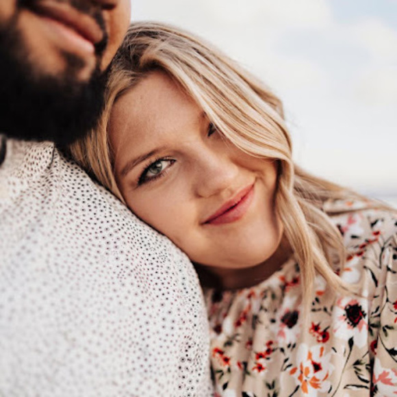 Meet your Posher, Addison - Picture 1 of 1